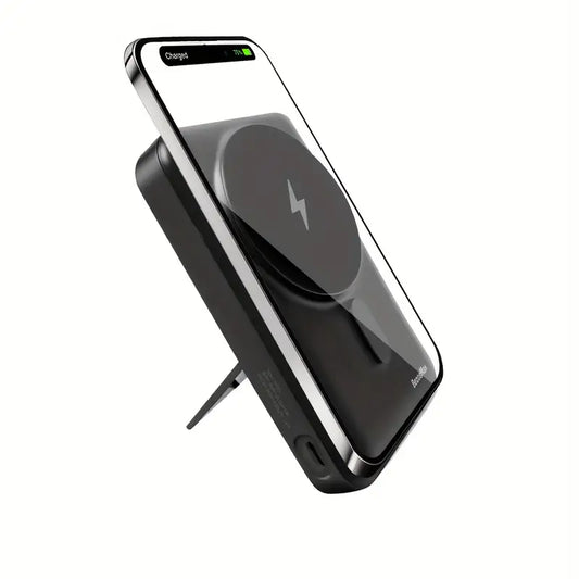 10000mAh Power Bank with Magnetic Stand & 3-in-1 Fast Charging (-C/Lightning/Micro-)